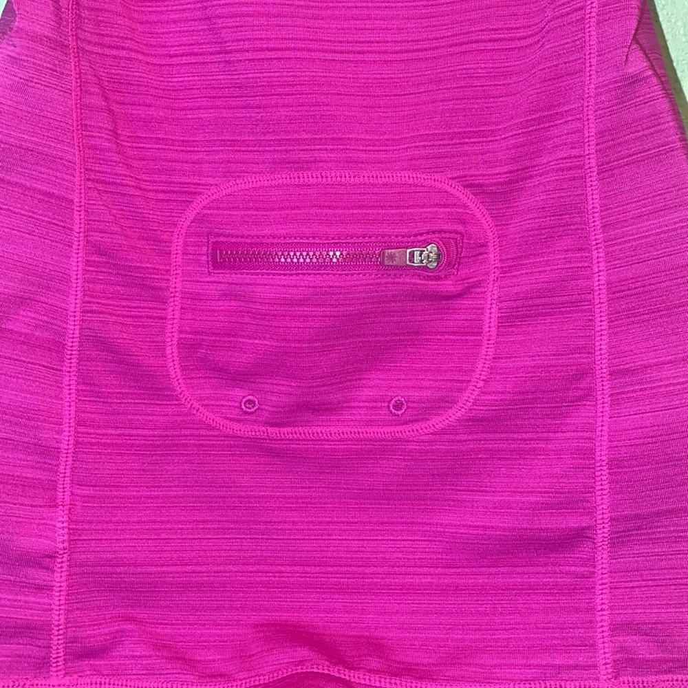 Athleta Pacifica UPF fitted tee. Size medium. - Picture 4 of 6